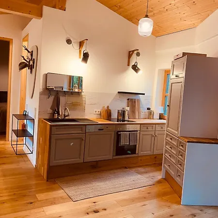 Gaestehaeuschen Mit Kamin شقة