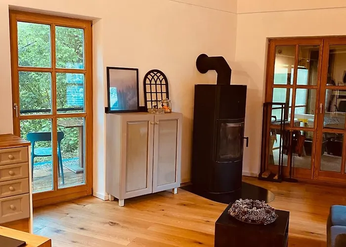 Gaestehaeuschen Mit Kamin